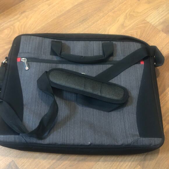 Swiss Gear Laptop Bag - Picture 5 of 5